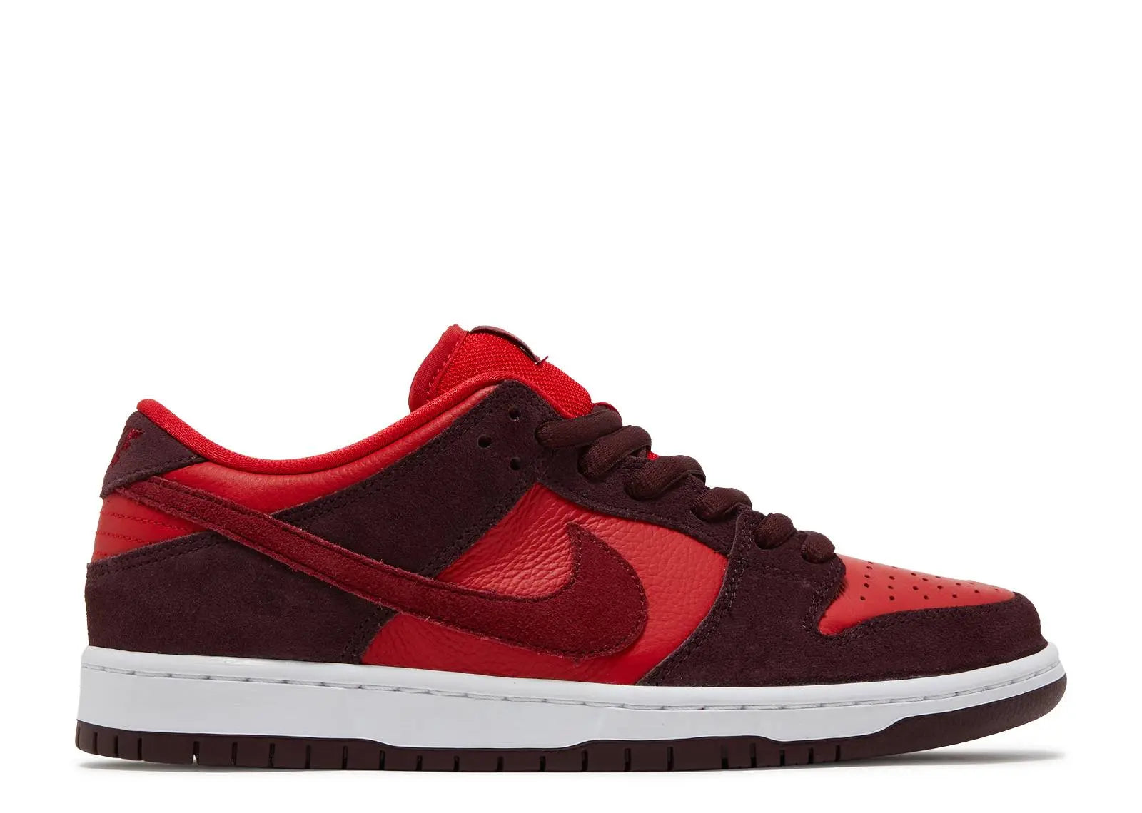 Nike SB Dunk Low Cherry Nike