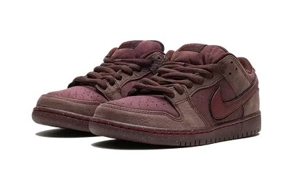 Nike SB Dunk Low City Of Love Burgundy Crush VOSneakers