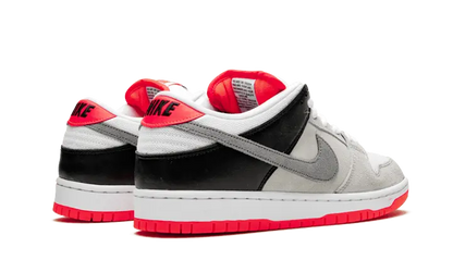Nike SB Dunk Low Infrared VOSneakers