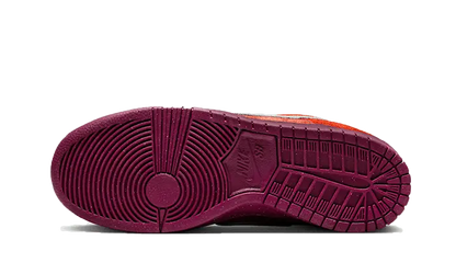 Nike SB Dunk Low Mystic Red VOSneakers