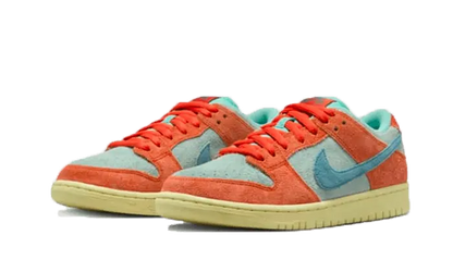 Nike SB Dunk Low Orange Emerald Rise VOSneakers