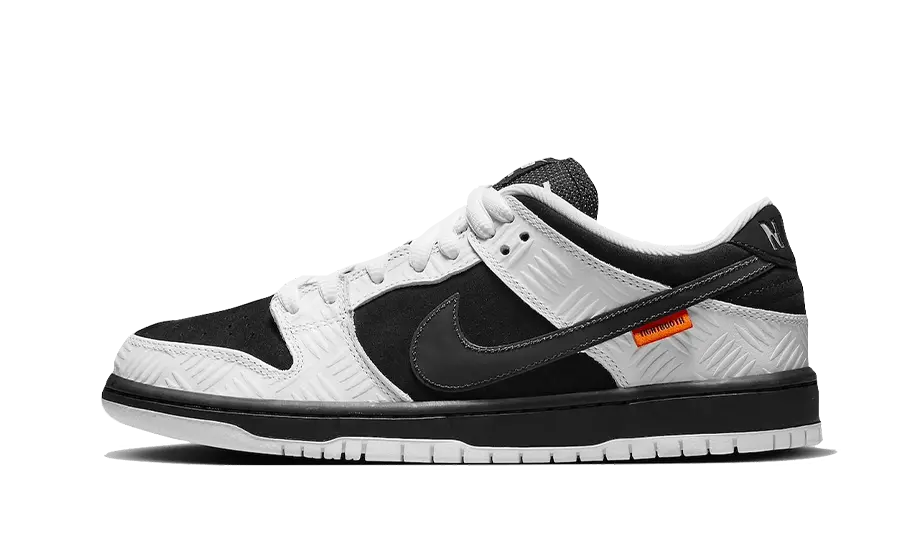 Nike SB Dunk Low TIGHTBOOTH VOSneakers