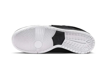 Nike Sb Dunk Low Gnarhunters Nike