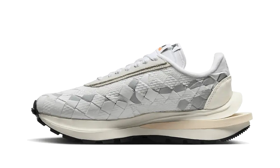 Nike Vaporwaffle Woven Sacai Jean Paul Gaultier White Nike