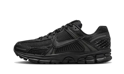 Nike Vomero 5 Triple Black Nike