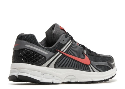 Nike Zoom Vomero 5 Black Picante Red Nike
