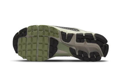 Nike Zoom Vomero 5 Cobblestone VOSneakers