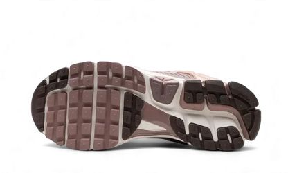 Nike Zoom Vomero 5 Dusted Clay VOSneakers