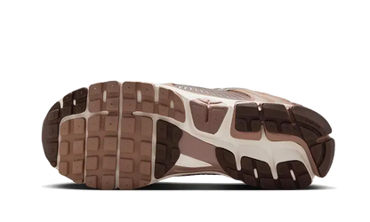 Nike Zoom Vomero 5 Dusted Clay Nike