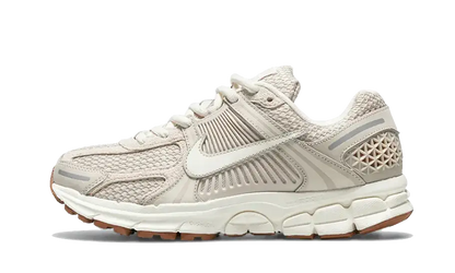 Nike Zoom Vomero 5 Light Orewood Brown VOSneakers
