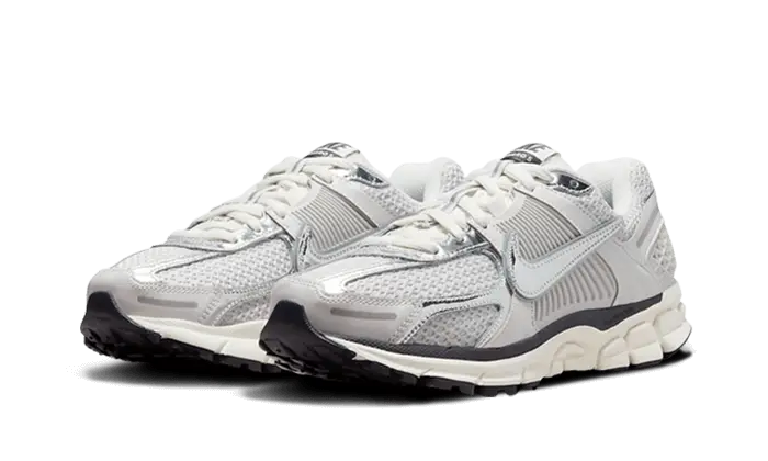 Nike Zoom Vomero 5 Photon Dust VOSneakers