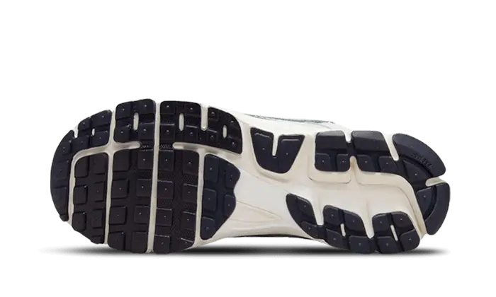 Nike Zoom Vomero 5 Photon Dust VOSneakers