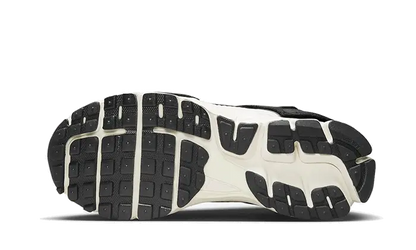 Nike Zoom Vomero 5 Timeless Panda Dunk Nike