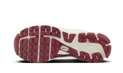 Nike Zoom Vomero 5 Valentine's Day (2024) Nike