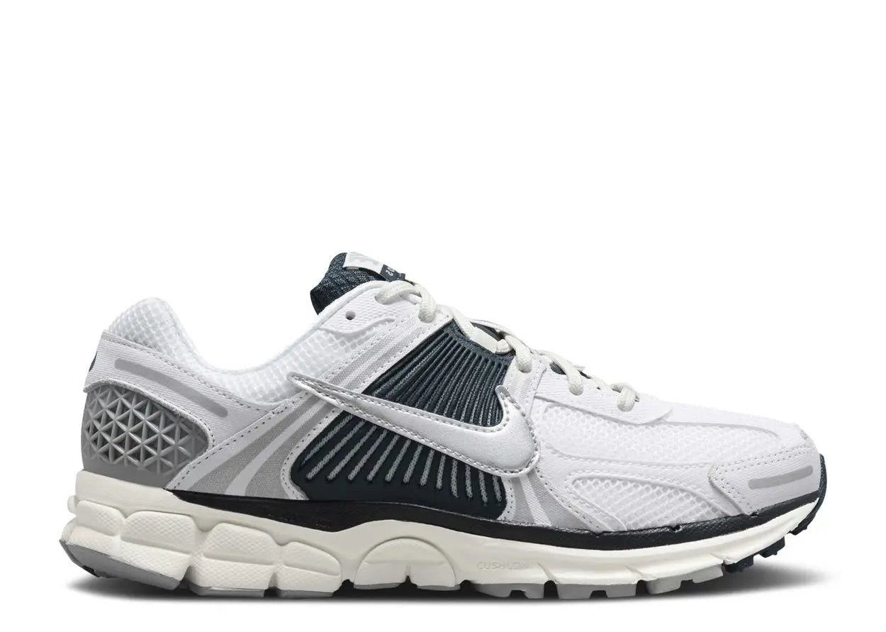 Nike Zoom Vomero 5 White Armory Navy Nike