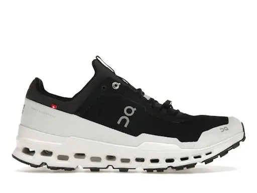 On Running Cloudultra Black White On