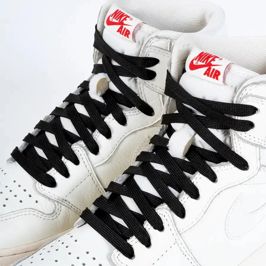 Sweetlaces Classic: Black VOSneakers