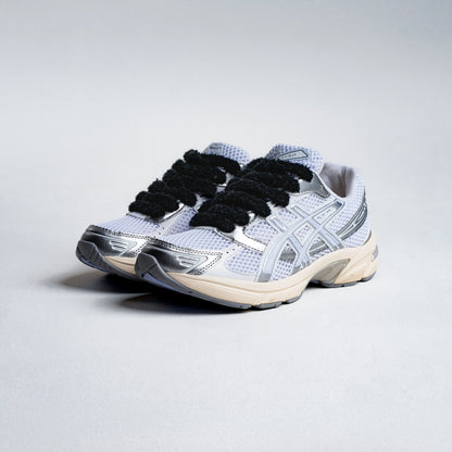 Sweetlaces Fluff: Raven VOSneakers