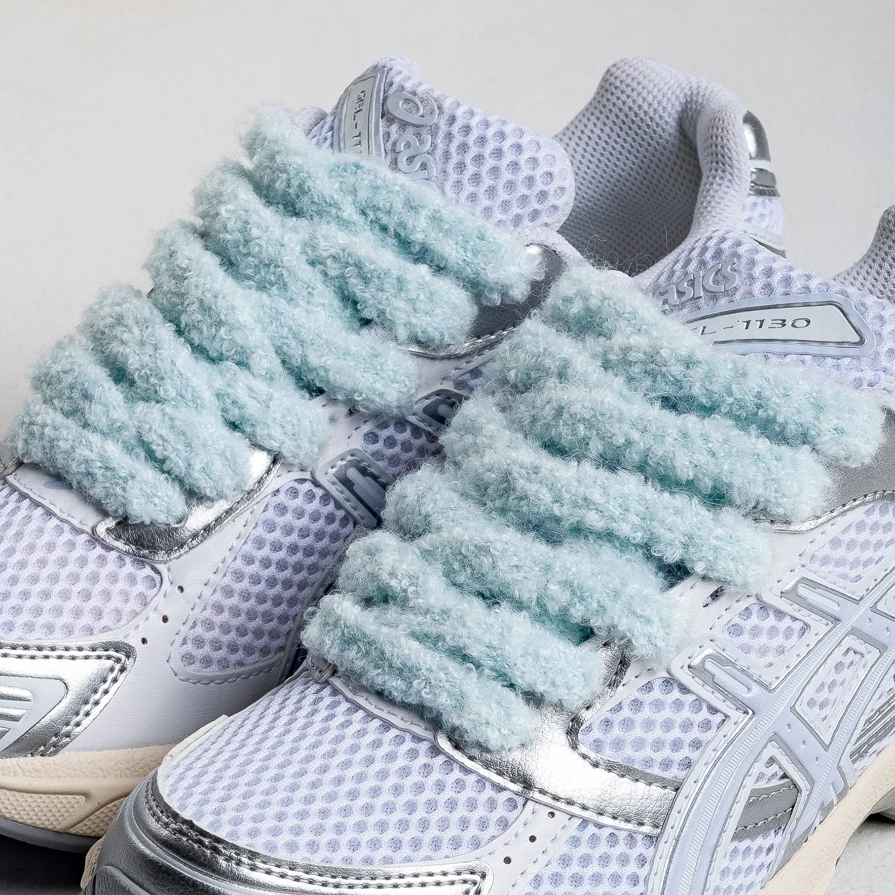Sweetlaces Fluff: Yeti VOSneakers