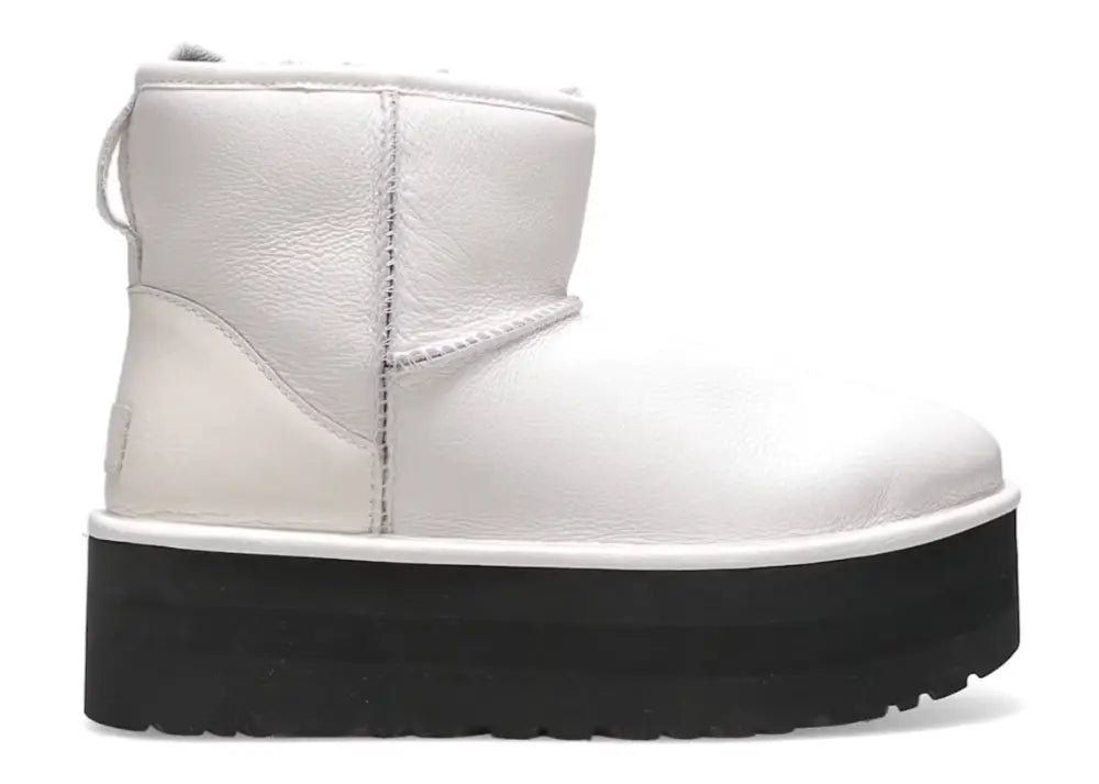 UGG Classic Mini Platform Matte Boot Ultra Matte White Ugg