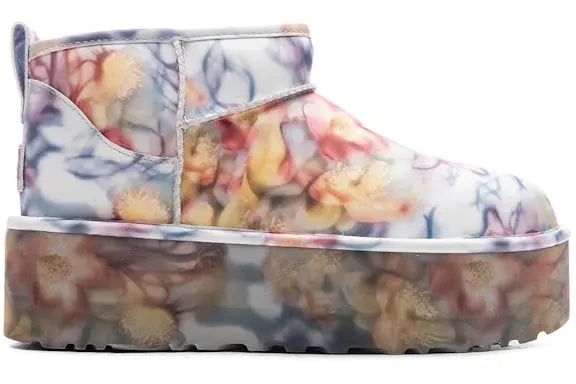 UGG Classic Ultra Mini Platform Boot Collina Strada Light Blue Floral UGG