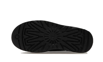 UGG Neumel Platform Chelsea Boot Black UGG