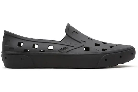 Vans Trek Slip-On Triple Black Vans