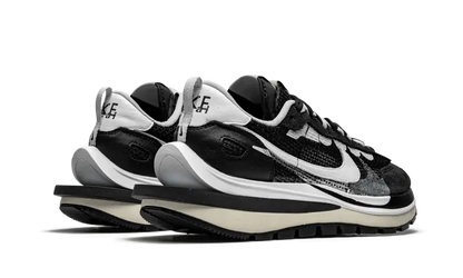 Vaporwaffle Sacai Black White VOSneakers