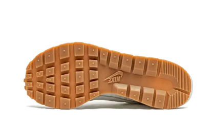 Vaporwaffle Sacai Sail Gum VOSneakers