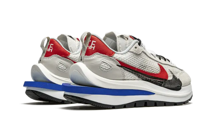 Vaporwaffle Sacai Sport Fuchsia Game Royal VOSneakers