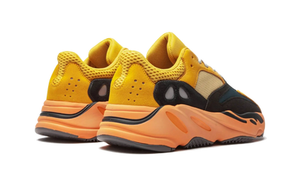 Yeezy 700 Sun VOSneakers