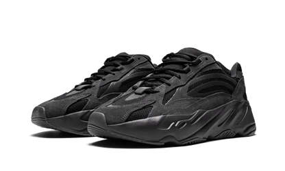 Yeezy 700 V2 Vanta VOSneakers