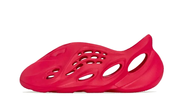 Yeezy Foam RNNR Vermillion VOSneakers