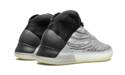 Yeezy QNTM (Lifestyle Model) VOSneakers