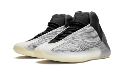 Yeezy QNTM (Lifestyle Model) VOSneakers