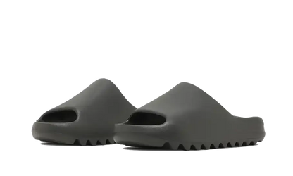 Yeezy Slide Dark Onyx VOSneakers