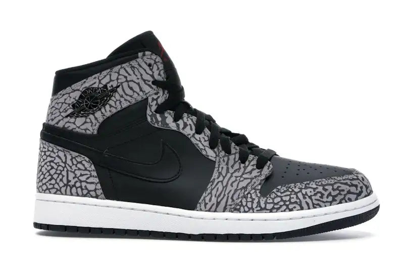 Jordan 1 Retro Un-Supreme - VOSneakers