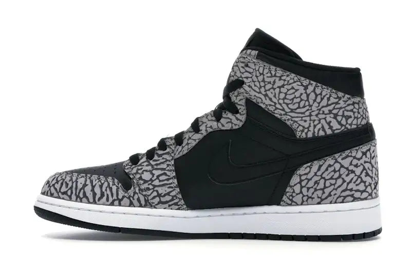 Jordan 1 Retro Un-Supreme - VOSneakers