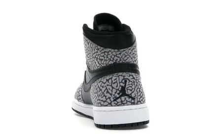 Jordan 1 Retro Un-Supreme - VOSneakers