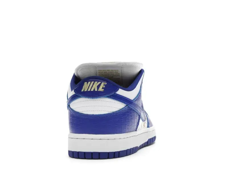 Nike SB Dunk Low Supreme Stars Hyper Royal (2021) - VOSneakers