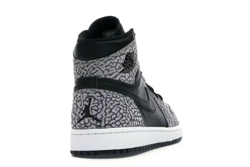 Jordan 1 Retro Un-Supreme - VOSneakers